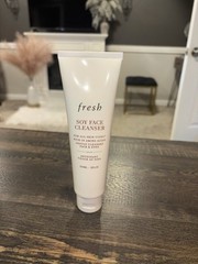 Fresh Soy Face Cleanser – 5 Oz / 150mL – For All Skin Types Sealed – Free Ship
