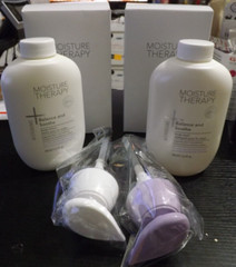 2 NEW Avon Moisture Therapy Balance & Soothe Body Lotion & body wash 13.2 oz x2