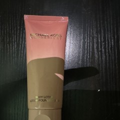 Michael Kors Wonderlust Body Lotion Moisturizer, Lotion 3.4 fl oz