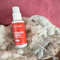Neutrogena Stubborn Marks PM Treatment Serum Retinol + SA Face/Neck 1oz