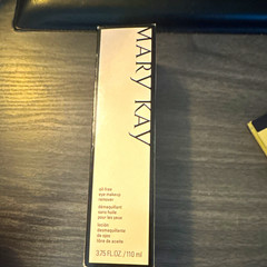 Mary Kay Oil-Free Eye Makeup Remover Liquid, 3.75 fl oz / 110 mL