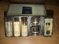 HERA Signia Deluxe Kit 6 Items Anti Wrinkles Water Emulsion Serum Cream