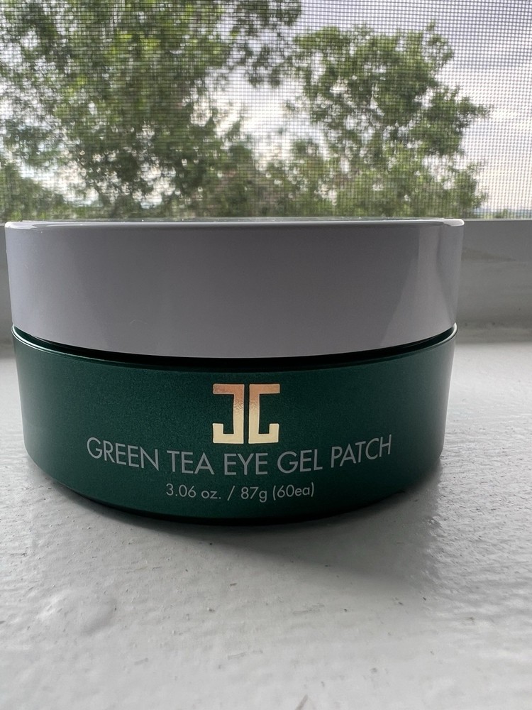 Green Tea Under Eye Gel Patches, Green Gel 3.06 oz (60 Sheets) w/ Tweezers