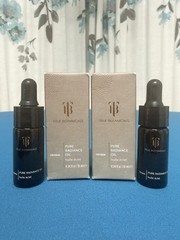 True Botanicals Renew Pure Radiance Oil 0.34 fl oz 10 mL Travel Size New X2