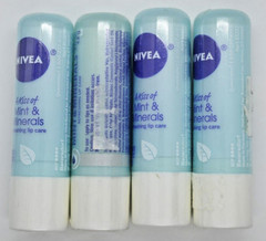 Nivea A Kiss of Mint & Minerals Refreshing Lip Care 4X .17 Oz Old Stock
