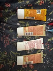 Clarins Hydra-Essentiel Travel Skincare Set Cleanser Serum Eye Mask Lip Balm