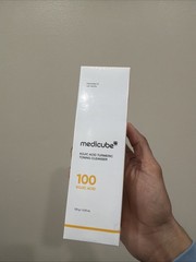 medicube Kojic Acid Turmeric Niacinamide Toning Face Cleanser 120g 4.23oz