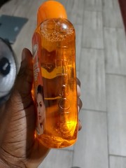 Veet Gold Carrot Whitening Cleansing Refreshing Toner Spf 15
