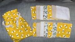 Bee Happy Reusable Skin Care Cloths With Bag