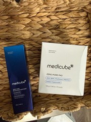 Medicube Zero Pore Bundle: Blackhead Mud Mask (100g) and Zero Pore Pad (70 count