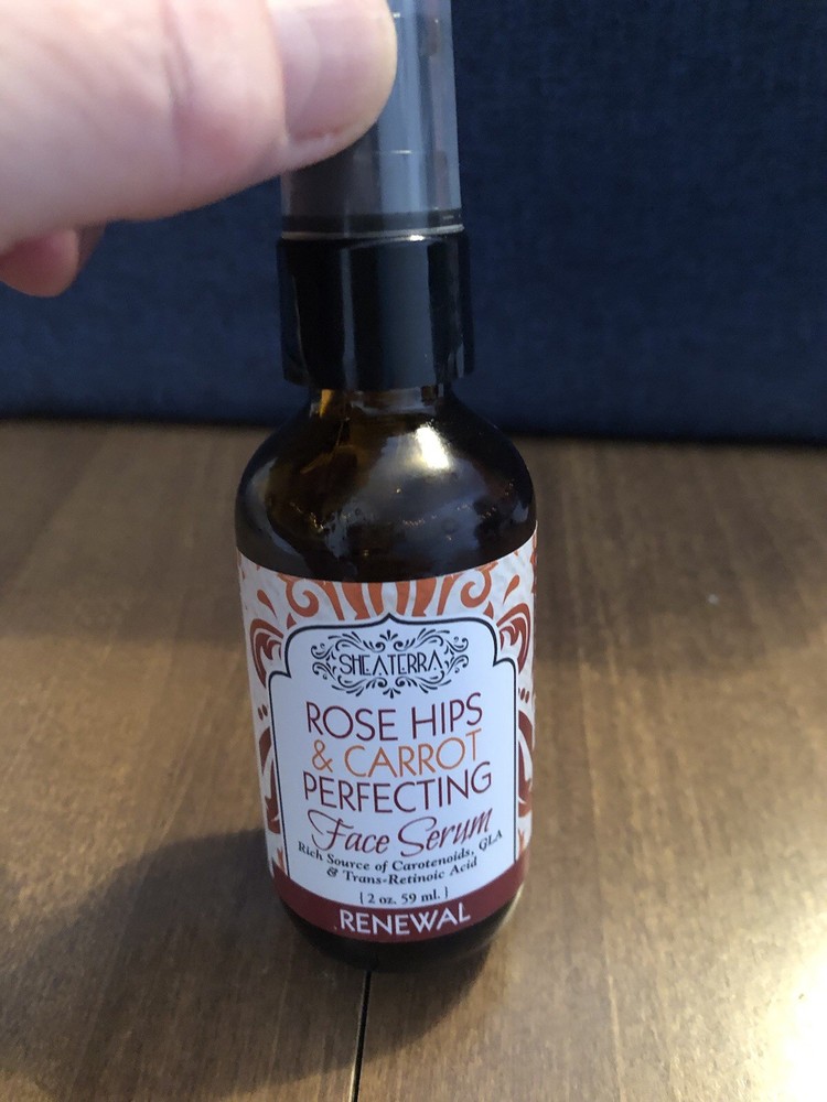 Rosehip And Carrot Seed Oil Serum