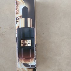 L&rsquo;Oréal Paris Age Perfect Cell Renewal Serum Vitamin E Black Tea Ferment Face