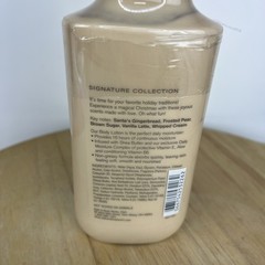 BATH & BODY WORKS Gingerbread Latte Body Lotion 8 oz unused in giftwrap bag