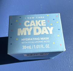 I Dew Care Cake My Day Hydrating Mask Hyaluronic Acid Vegan 30 mL/1.01 fl oz