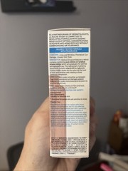 La Roche-Posay MB230400 Face Serum – 1Oz
