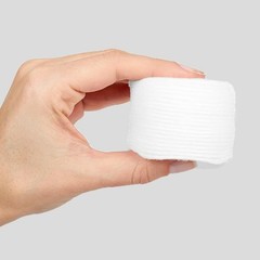 Amazon Basics Hypoallergenic 100% Cotton Rounds for Makeup Removal and Skincare,