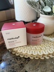 medicube Red Succinic Acid Peeling Pad 155g Panthenol Niacinamide Facial Care