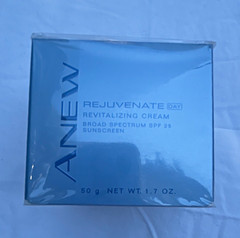ANEW Rejuvenate Day Treatment Revitalizing Cream Broad Spectrum SPF 25 1.7 oz