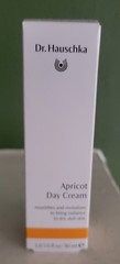 Dr. Hauschka Apricot Day Cream 1.0 fl oz / 30 ml – Expires 2/2027 – New In Box