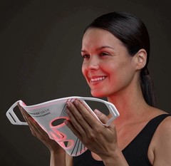 CurrentBody Skin LED Light Therapy Mask – Open box