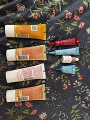 Clarins Hydra-Essentiel Travel Skincare Set Cleanser Serum Eye Mask Lip Balm
