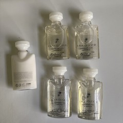 Lot of 5 Bvlgari Au the Blanc 18m 2 Shampoo 2 Shower Gel 1 Conditioner Travel