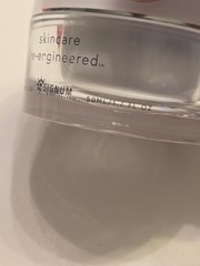 EPICUTIS HYVIA CRÈME ELEGANCE IS TIMELESS SEALED 50ML.
