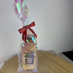 BATH & BODY WORKS Gingerbread Latte Body Lotion 8 oz unused in giftwrap bag
