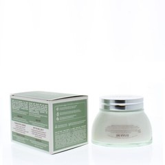 L&rsquo;Occitane Almond Milk Concentrate 200ml/6.9oz