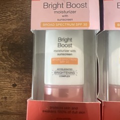 2 Neutrogena Bright Boost Moisturizer with Sunscreen SPF 30 – 1 oz Each