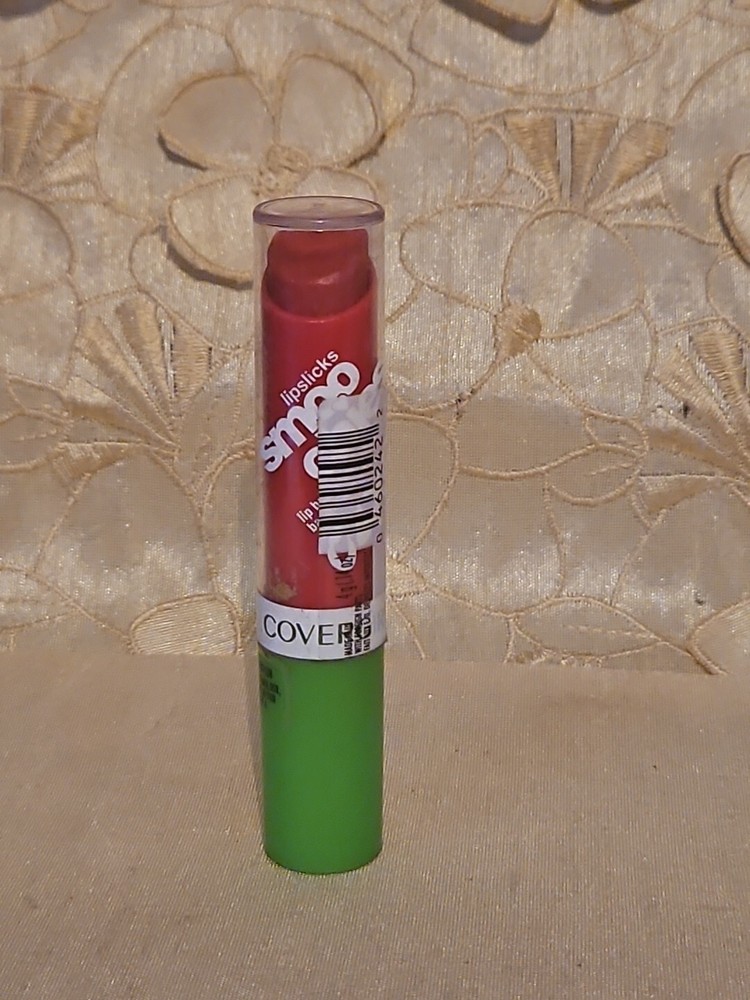 COVERGIRL-LIPSLICKS- SMOO CHIES-LIP BALM-575 KISS & TELL-NEW/NO BOX/NO SEAL