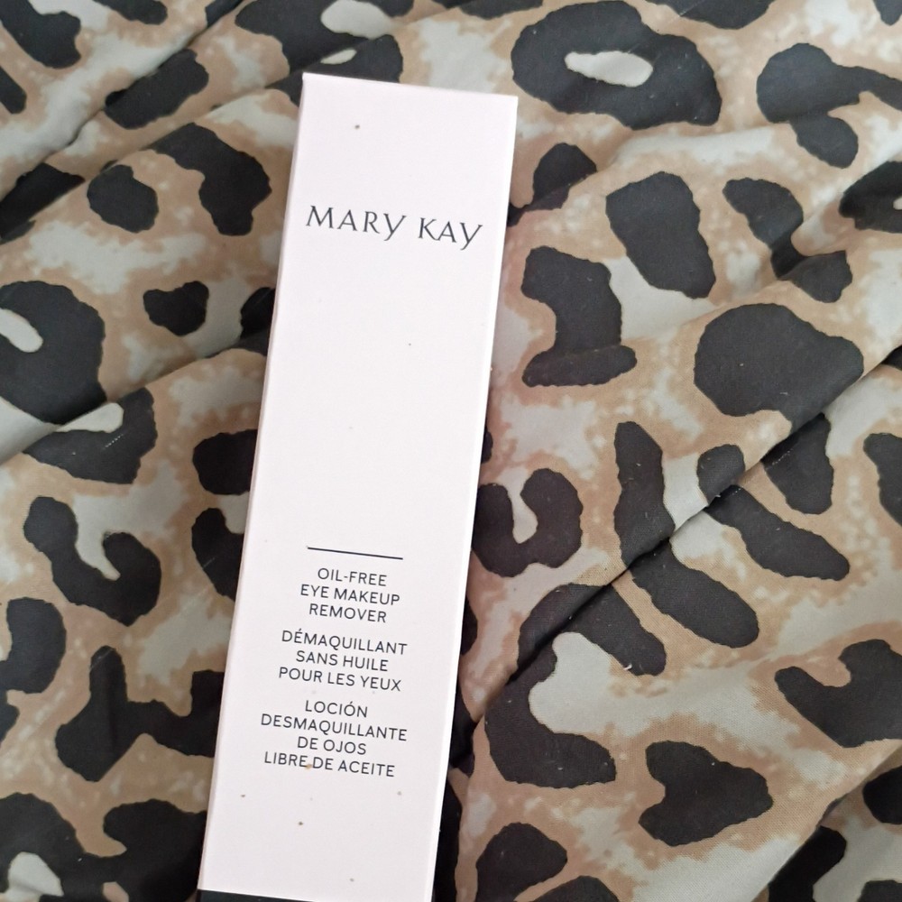 Mary Kay® Oil-Free Eye Makeup Remover – 3.7oz.