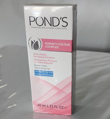 Pond&rsquo;s Perfect Colour Complex Anti-Marks Cream Vitamin B3+ SPF 15 1.35 oz