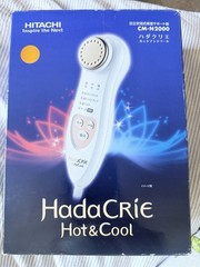 Hitachi HadaCRiE Hot&Cool Facial Massager Cleansing Device CM-N2000 White