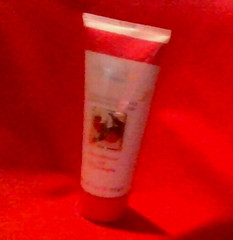 Vtg VICTORIA&rsquo;S SECRET GARDEN 7.25oz Strawberries & Champagne Hand & Body Lotion