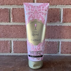 Bath & Body Works BUBBLY ROSÉ Ultimate Hydration Body Cream Hyaluronic Acid 8oz