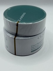 Clarins Cryo-Flash Cream-Mask for Instant Lift Effect & Glow Boosting Face Mask