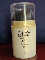 OLAY TOTAL EFFECTS~7 in 1~DAY CREAM~NORMAL~SPF 15*~50g~Anti-aging..~*BRAND NEW!!