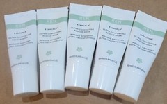 REN Evercalm Ultra Comforting Rescue Mask 0.34oz / 10ml Pack of 5.