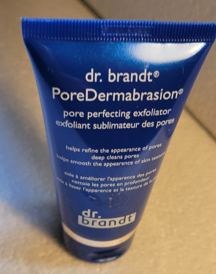 Dr. Brandt Skin Care Pore Dermabrasion Pore Perfecting Exfoliator 2 oz – No Box