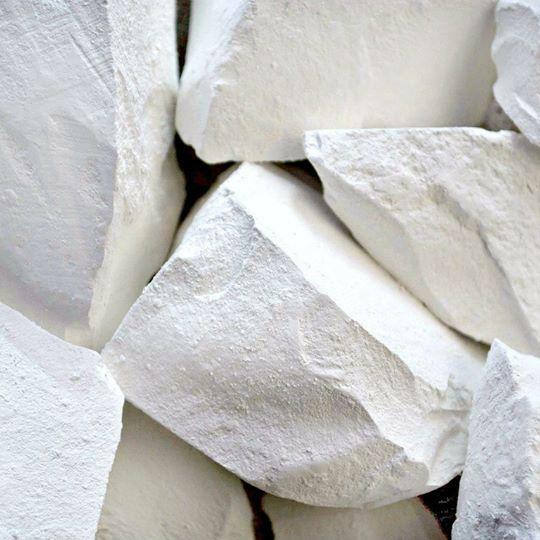 4 Pounds Georgia&rsquo;s Finest White Kaolin Clay Chunks FREE SHIPPING