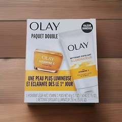 Olay Duo Pack Brighter, Glowing Skin Day 1 (Moisturizer 50ml and Cleanser 150ml)