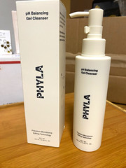 PhyLA pH Balancing Gel Cleanser w/ Green Tea, Zinc & Ceramide 4.06 fl oz