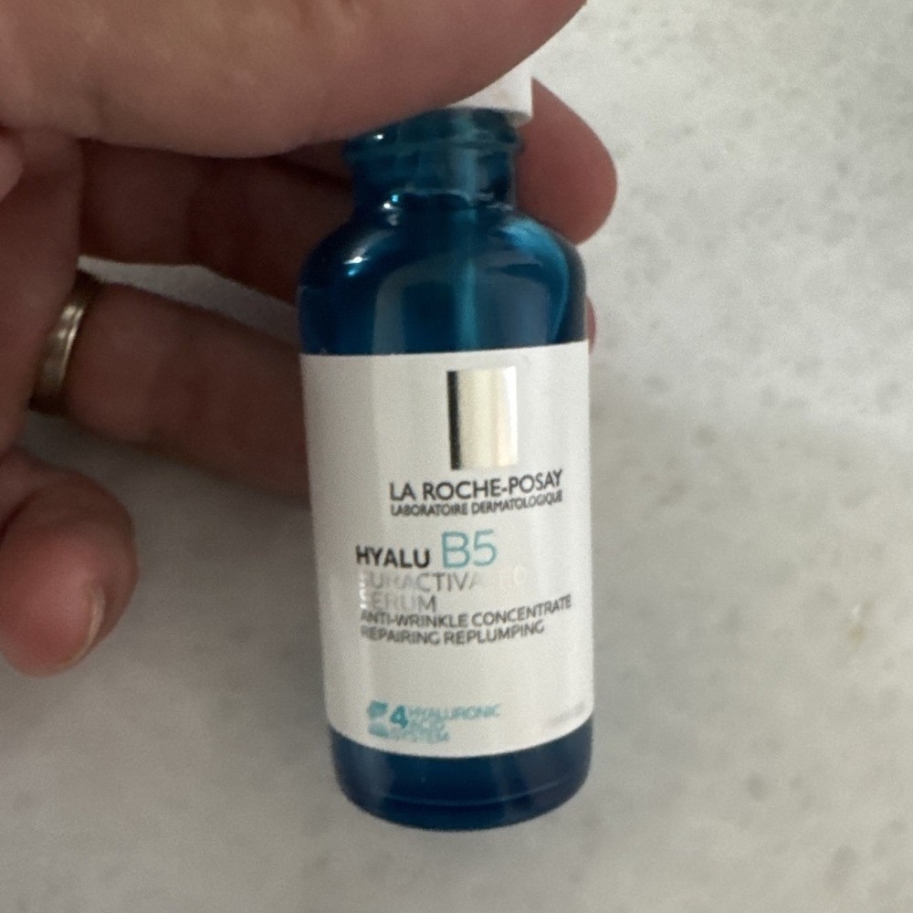 La Roche-Posay Hyalu B5 Hyaluronic Acid Face Serum 30 ml/1.01 fl oz