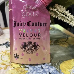 Juicy Couture Dew of the Gods Velvet Velour Body Lift Scrub 7.05 oz Exfoliating
