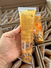 YC Whitening Gold Caviar Face Wash. Whiten & Moisturize 100ml Original – 2 Pack