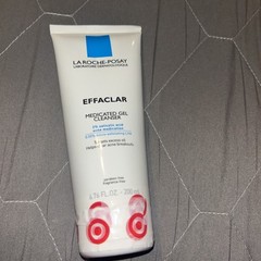 La Roche-Posay Effaclar Medicated Gel Cleanser 6.7 oz (200mL) Exp: 03/26