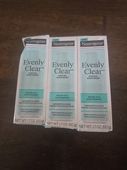 3x Neutrogena Evenly Clear Acne Gel Moisturizer 1.7 oz Salicylic Acid Lot Of 3