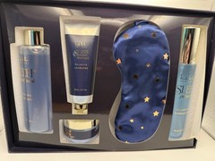 Nicole Miller New York Essential Sleep Kit Collection 5-Piece Bath & Body Gift