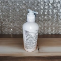 Humane – Regular Strength Acne Wash 5% Benzoyl Peroxide 8 fl oz. Sealed